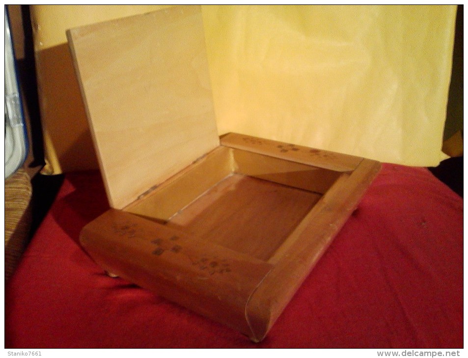 §§TRES BON ETAT§§ VINTAGE ! ! ! BOITE A CIGARES ? EN BOIS PEU DE MARQUES D'USURES TISSU SUR LE CONTOUR INTERIEUR - Cajas/Cofres