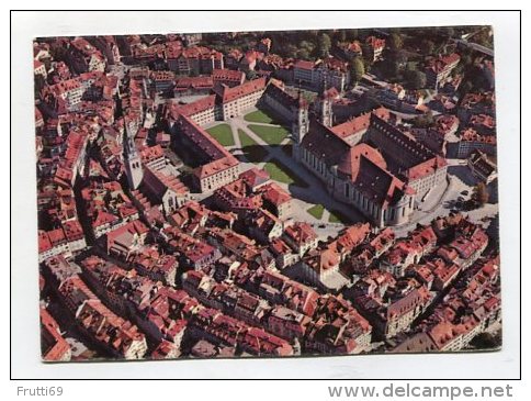 SWITZERLAND - AK 245864 St. Gallen - Kathedrale, Regierungsgebäude Und St. Laurenzen - St. Gallen