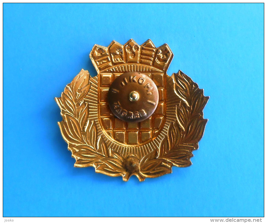 CROATIAN POLICE - Large Enamel Cap / Hat Badge By IKOM * Gendarmerie Gendarmeria Policia Polizei Polizia - Polizei