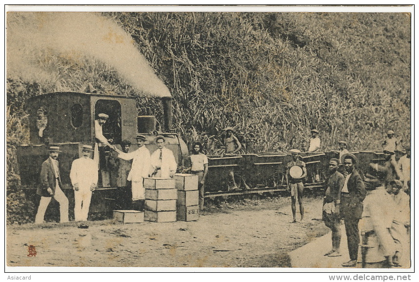 Train Close Up Spanish Colony In Africa Tren - Guinée Equatoriale