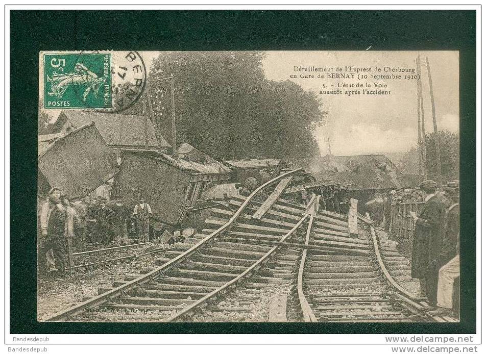 CPA Originale - Déraillement De L´ Express De Cherbourg En Gare De Bernay - Etat De La Voie Aussitôt Après L´accident - Bernay