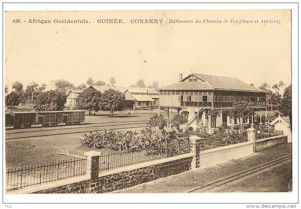 S3556 - Conakry -Bâtiments Du Chemin De Fer (gare Et Ateliers) (N°636) - Guinée