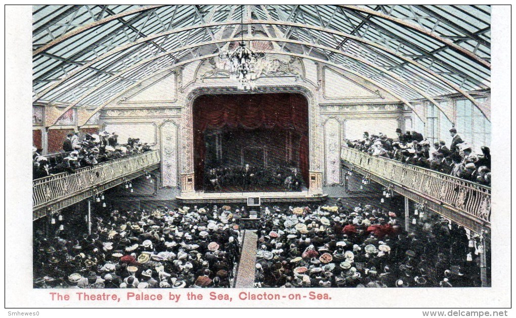 Postcard - Clacton-On-Sea Pier Theatre, Essex. A - Clacton On Sea