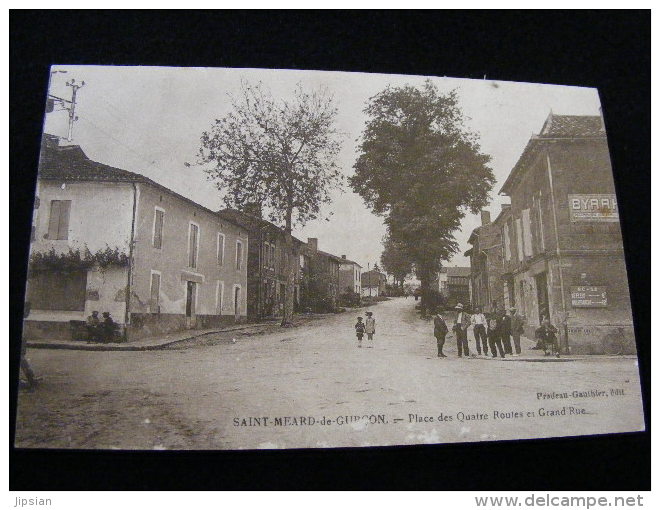 Cpa Du 24 Saint Méard De Gurçon -- Place Des Quatre Routes Et Grand'rue  BB6 - Autres & Non Classés