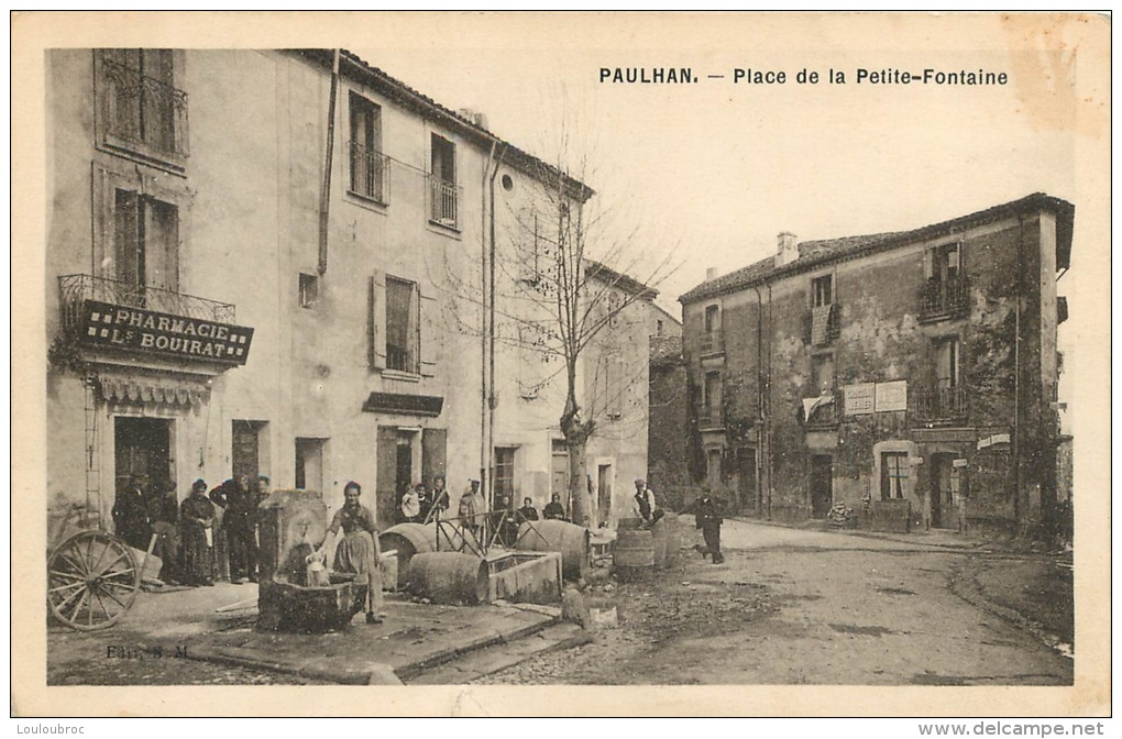 PAULHAN PLACE DE LA PETITE FONTAINE - Paulhan