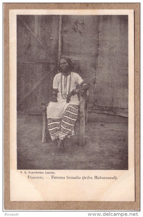 DJIBOUTI - ETHNIQUE , ETHNIC - FEMME , BIJOUX - FEMME SOMALIE , TRIBU HABARAOUEL - éditeur B.B. - Avant 1904 - Djibouti