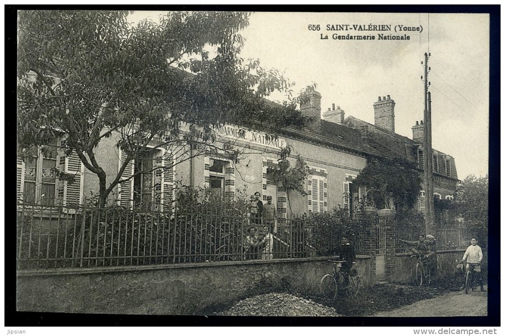 Cpa Du 89 -- Saint Valérien -- La Gendarmerie Nationale   BB8 - Saint Valerien