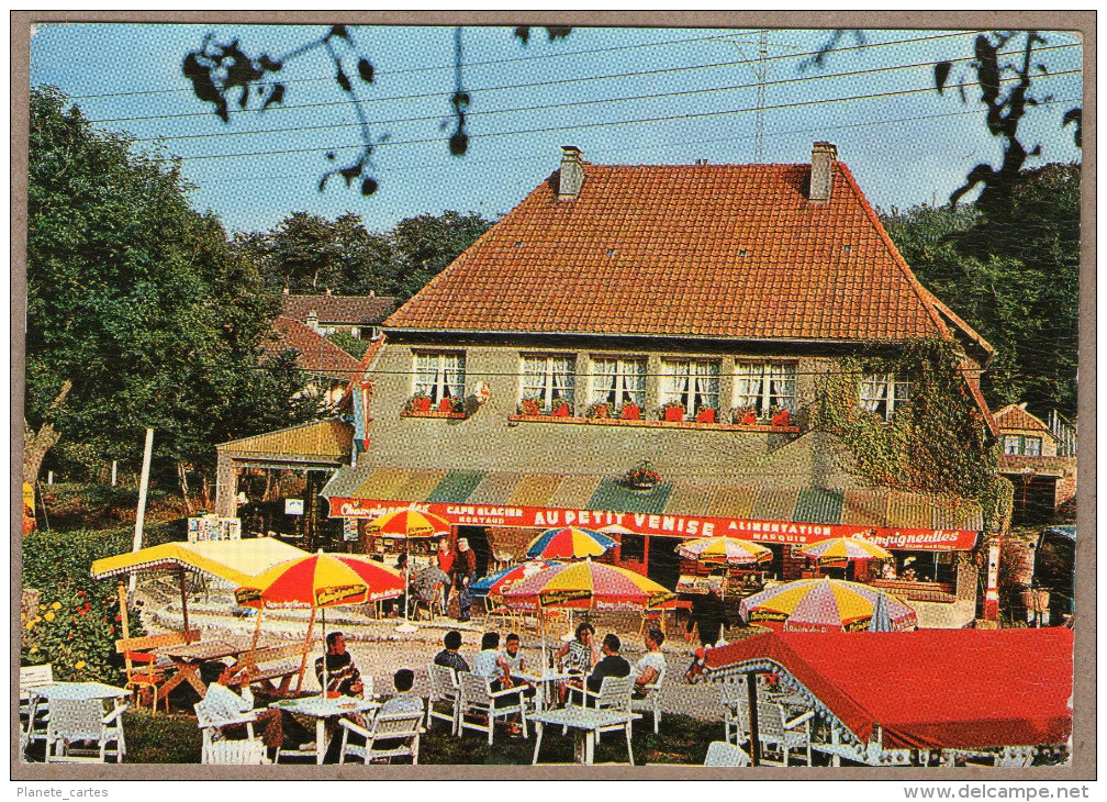 76 / BERNEVAL - Café Bar "Au Petit Venise" (années 60) - Berneval