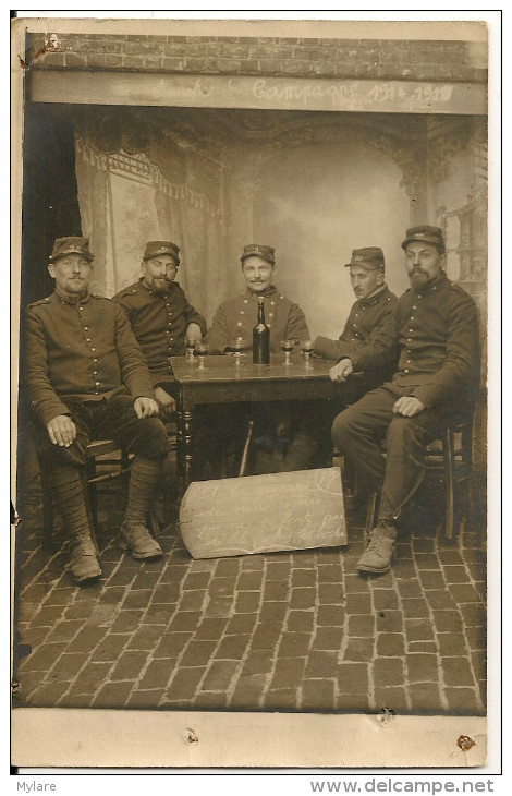 Carte Photo Popereinge Soldats  à La Buvette - Poperinge