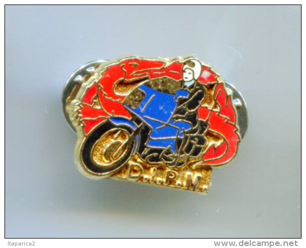 PINS GENDARMERIE D.I.P.M. MOTARD MOTO   / Signé Delsart / 33NAT - Army