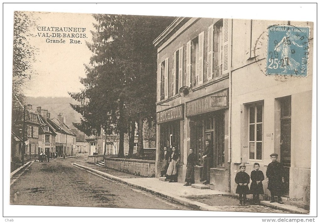 CHATEAUNEUF VAL DE BARGIS - Grande Rue - écrite 1927 - COMMERCE - TRES ANIMEE - Other & Unclassified