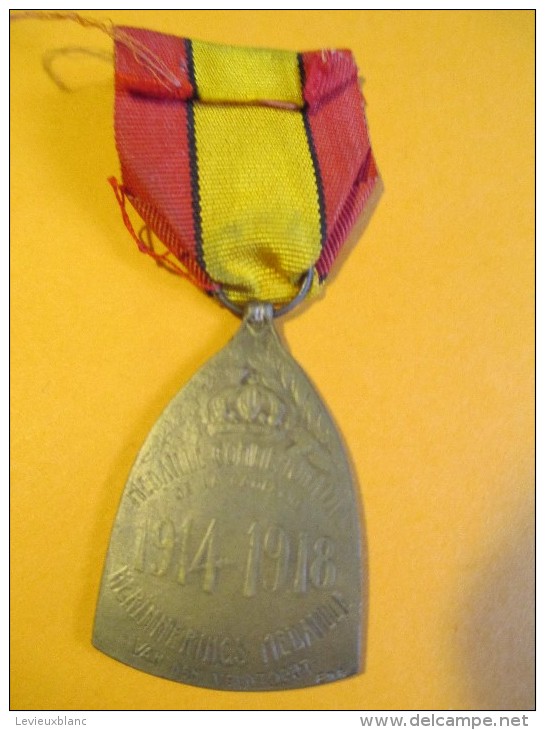 Médaille Commémorative/Guerre 14-18/Belgique /Albert 1er/ Vers 1920     MED47 - Belgique