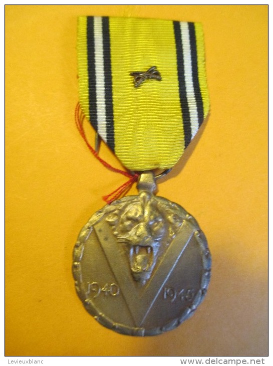 Médaille Commémorative /Guerre 39-45/ Herinnerringsmedaille/ Belgique/Vers 1945    MED50 - Belgique