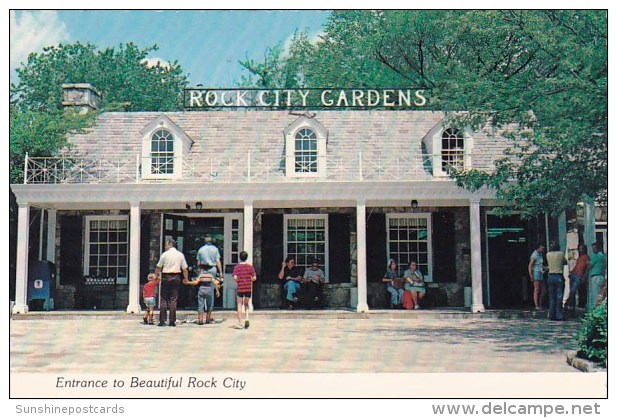 Entrance To Beautiful Rock City Chattanooga Tennessee - Chattanooga