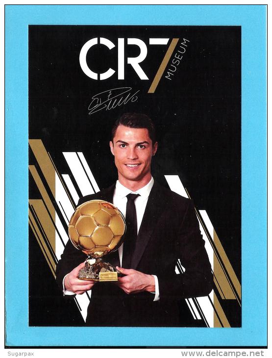 CR7 - Cristiano Ronaldo - FIFA WORLD PLAYER 2008 Manchester United 2013 2014 Real Madrid - Soccer - Portugal - Sportsmen