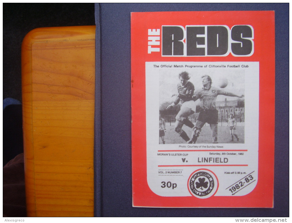 FOOTBALL 1982 MORAN'S ULSTER CUP PROGRAMME 9th.October THE REDS V LINFIELD. - Otros & Sin Clasificación