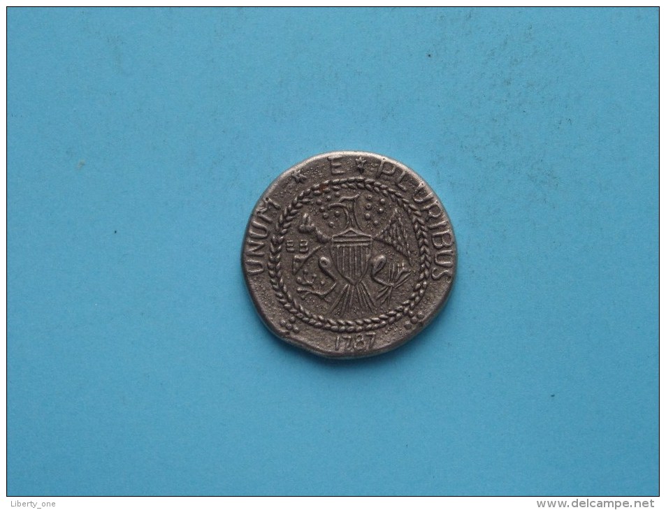 HOUDE 1885-1971 / UNUM E PLURIBUS 1787 - Metaalkleurig 10.4 Gr. ( Details Zie Foto´s) !! - Non Classés