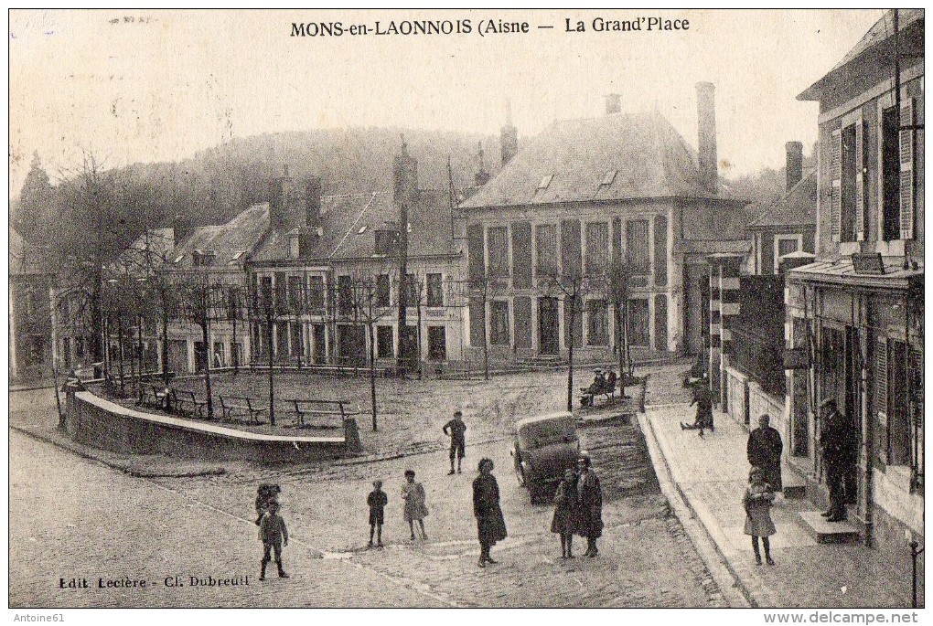 MONS-en-LAONNOIS --La Grand'Place - Altri & Non Classificati