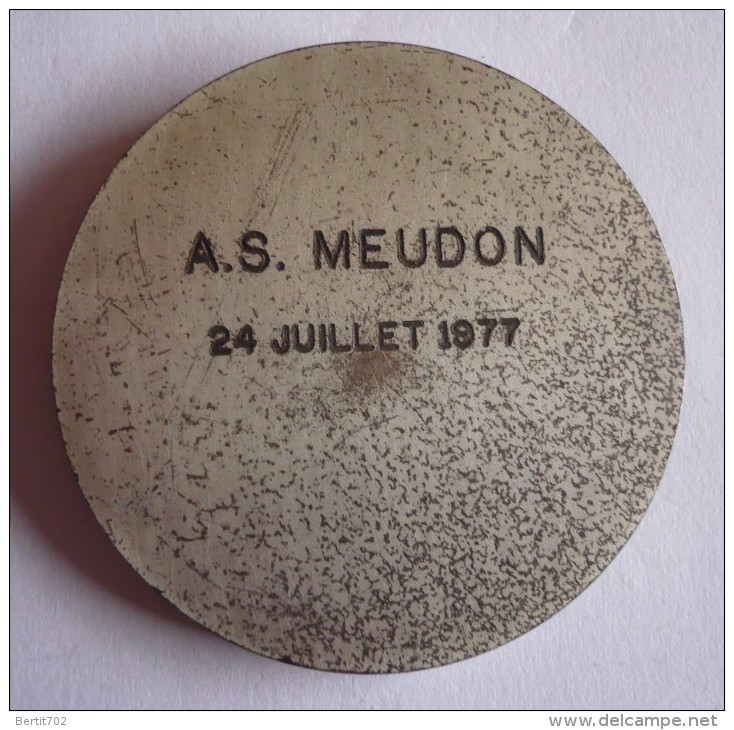 MEDAILLE  PETANQUE - JEU DE BOULES - A.S. MEUDON 24 Juillet 1977 - Graveur CAM - Boule/Pétanque