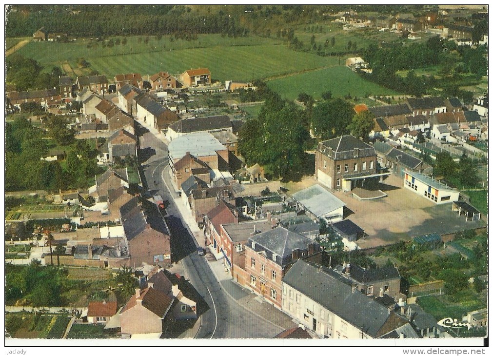 Leval - Trahegnies -- Vue  Aérienne  Et  Château  Trigallez.       ( 2 Scans ) - Binche