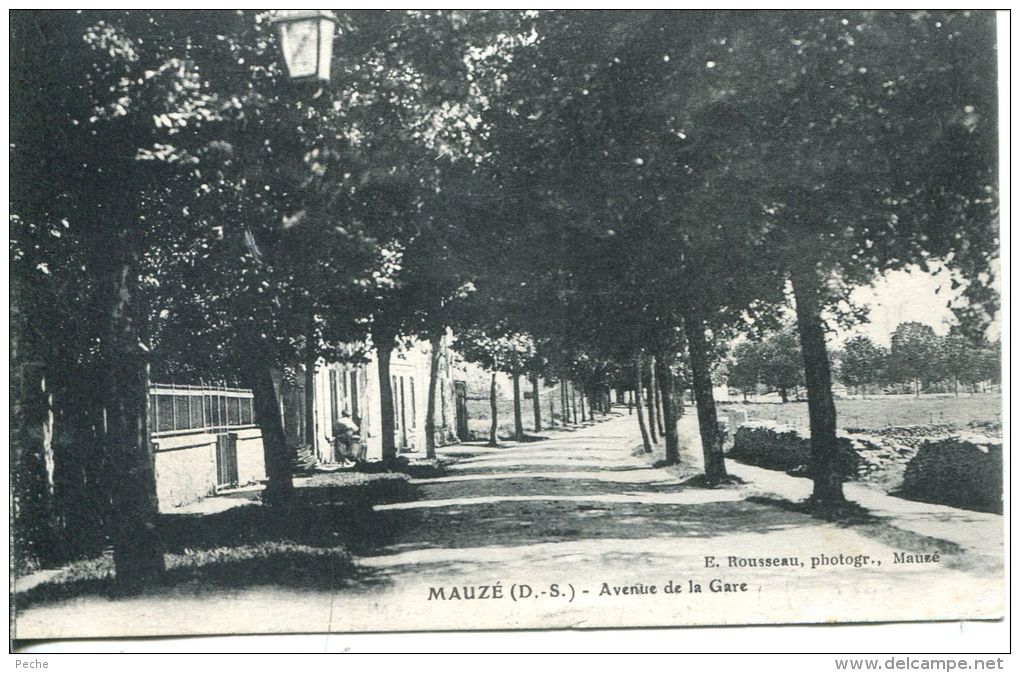 N°44707 -cpa Mauzé -avenue De La Gare- - Mauze Sur Le Mignon