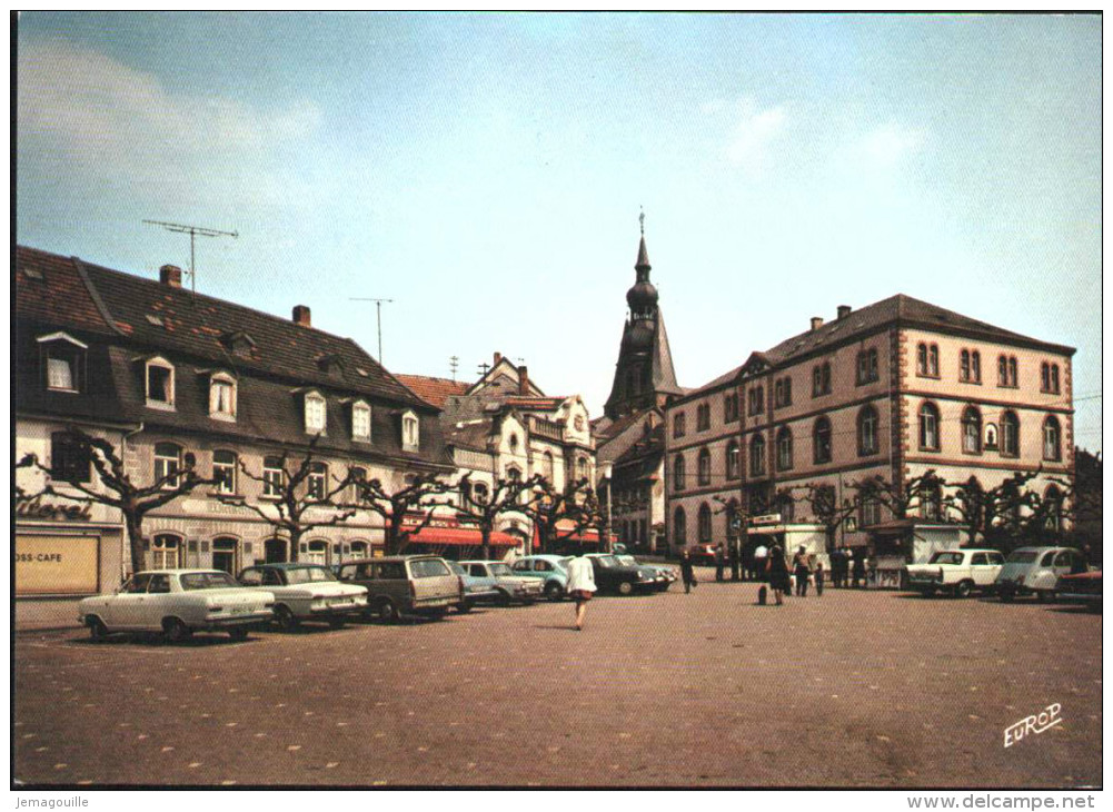 SANKT WENDEL - Schlossplatz Mit Rathaus Und Basilika - U-3 - Kreis Sankt Wendel