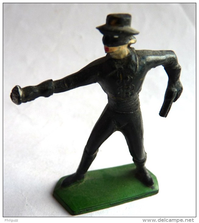 FIGURINE  JIM WALT DISNEY ZORRO EPEE DEVANT ET PISTOLET Incomplet (2) - Disney