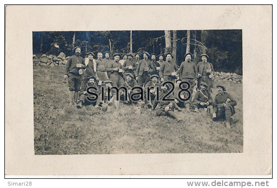 CARTE PHOTO MILITAIRE - CHASSEURS ALPINS - Regiments