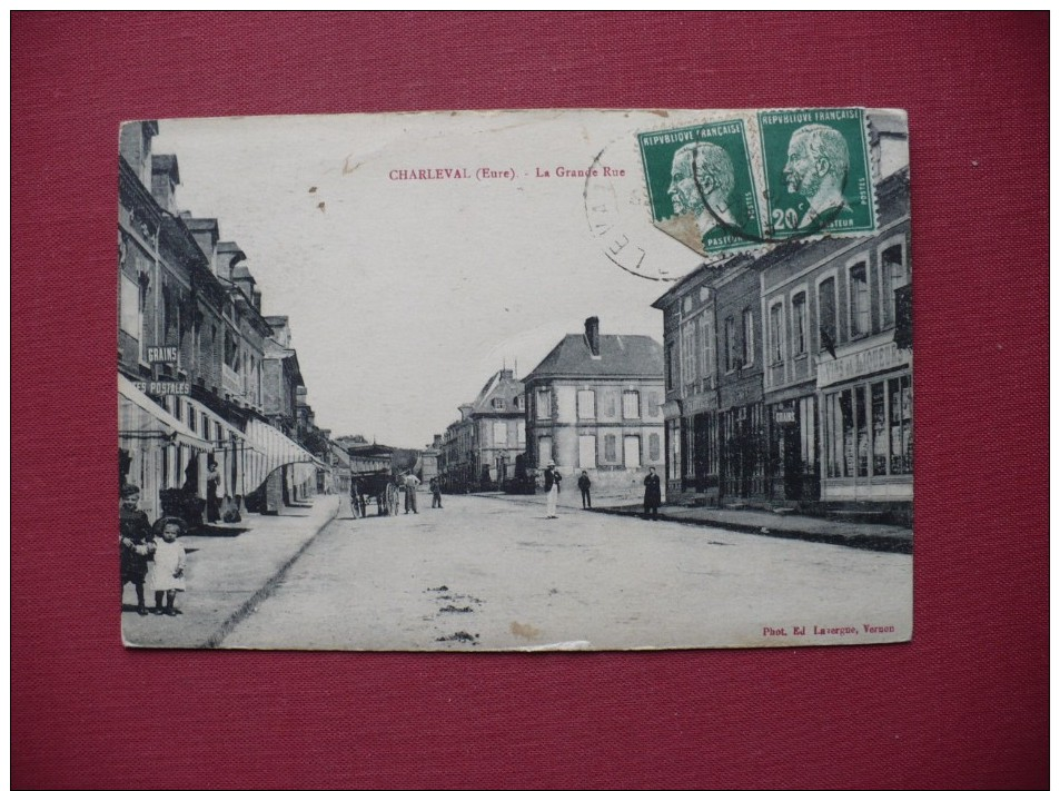 Cpa.r - Charleval (27) - La Grande Rue - Magasin De Grains Et De Cartes Postales - éditions Lavergne - Autres & Non Classés