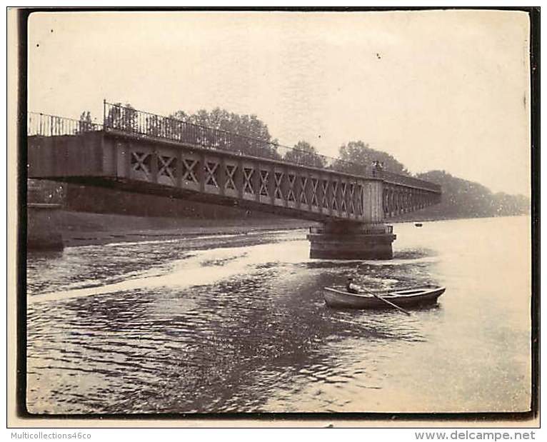 FRANCE 311015 A - PHOTO 14 - CAEN AU HAVRE - Pont Tournant Sur L'Orne - Barque - Caen