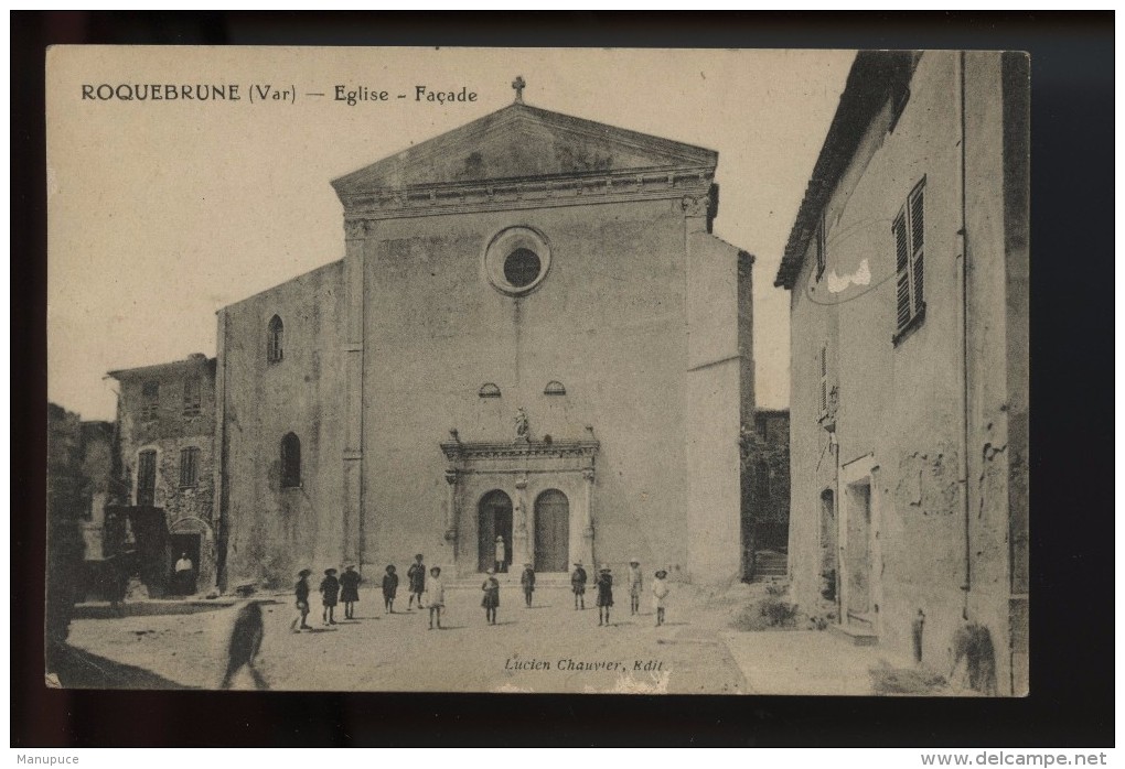 Roquebrune Eglise Façade  (voir  Petit Manque ) - Roquebrune-sur-Argens