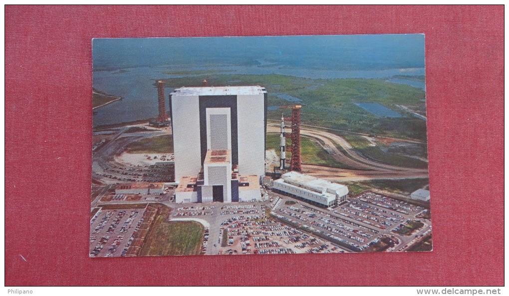 J.F.K. Space Center N.A.SA.   Apolo Saturn Exploration Vehicles Prepared For Launch Here    Ref ---2048 - Space