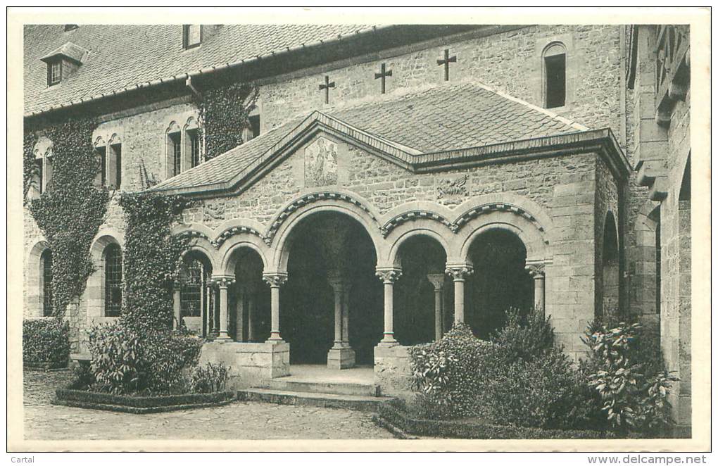 Abbaye De N.-D. D'Orval - L'entrée De L'Hôtellerie - Andere & Zonder Classificatie