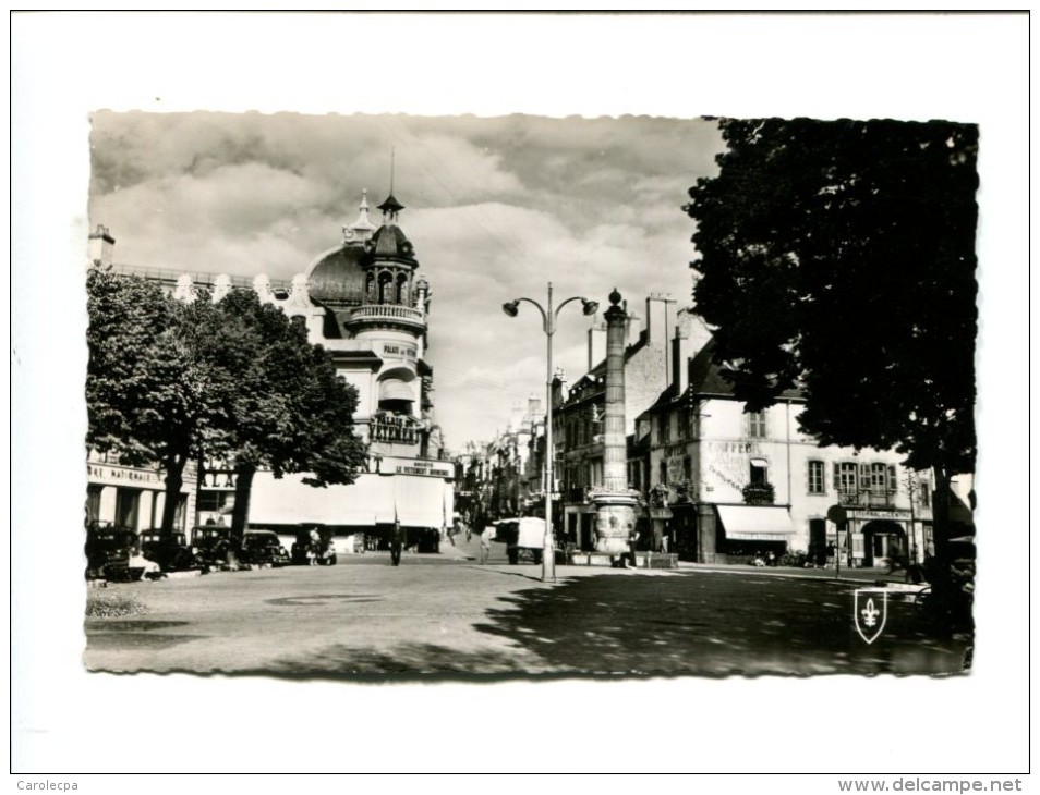 CP - MOULINS (03) LA PLACE D ALLIER - Moulins