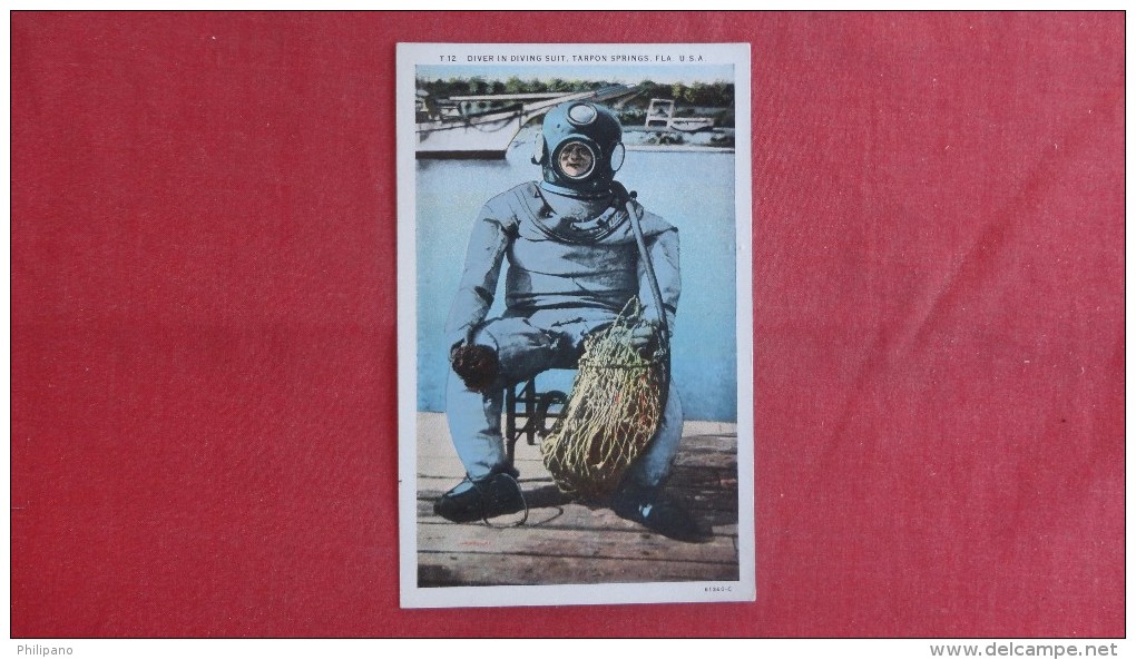 Deep Sea Diver In Diving Suit Tarpon Springs Fl----ref --2052 - Autres & Non Classés