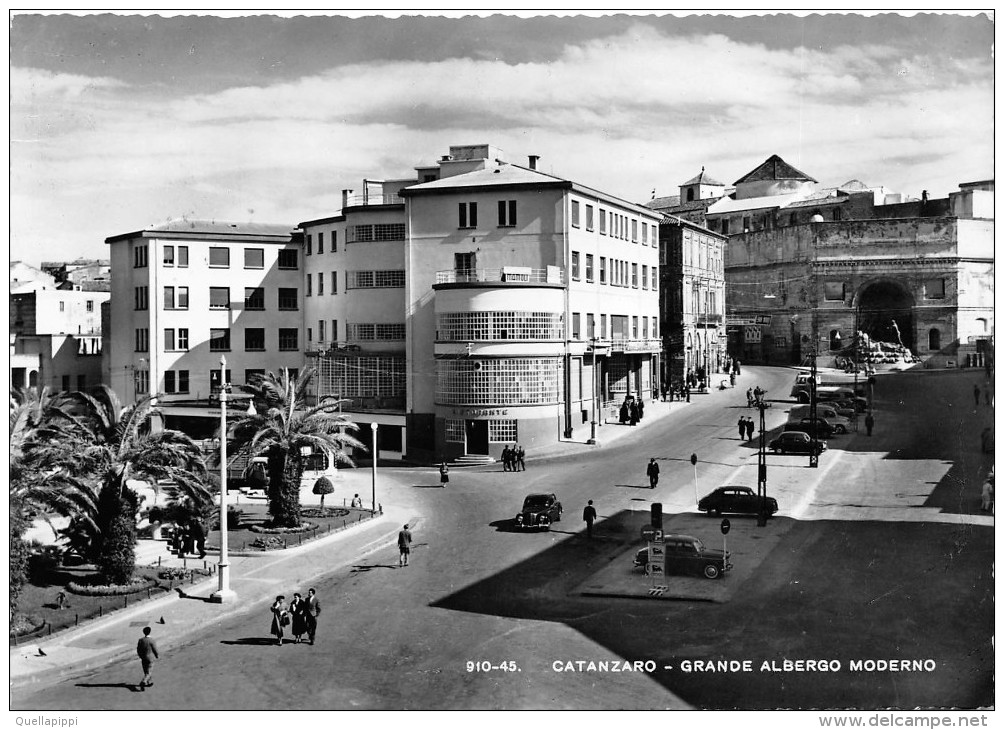 02713 "CATANZARO - GRANDE ALBERGO MODERNO"  ANIMATA, AUTO '50, AGIP.  CART.  SPED. 1958 - Catanzaro