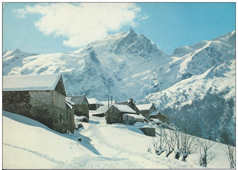 Du Hameau Du CHAZELET 1786 M, Vue Sur Le Massif De La Meije (Parc National Des écrins)...... - Autres & Non Classés