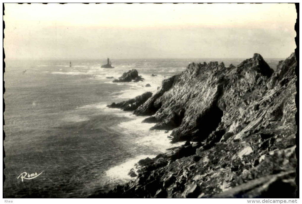 29 - LA POINTE DU RAZ - Les Brisants - Autres & Non Classés