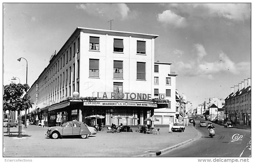 Caen    14   Rue D'Auge . Brasserie  La Rotonde   ( Année 1962) - Caen