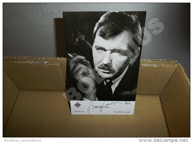 VERITABLE AUTOGRAPHE DE BERNHARD WICKI CARTE PHOTO UFA FILM 9 X 14 Cm - Autographs