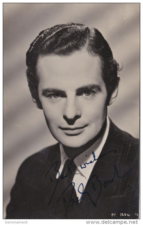 FILM STAR - DEREK BOND.  PHOTOGRAPH - Actors