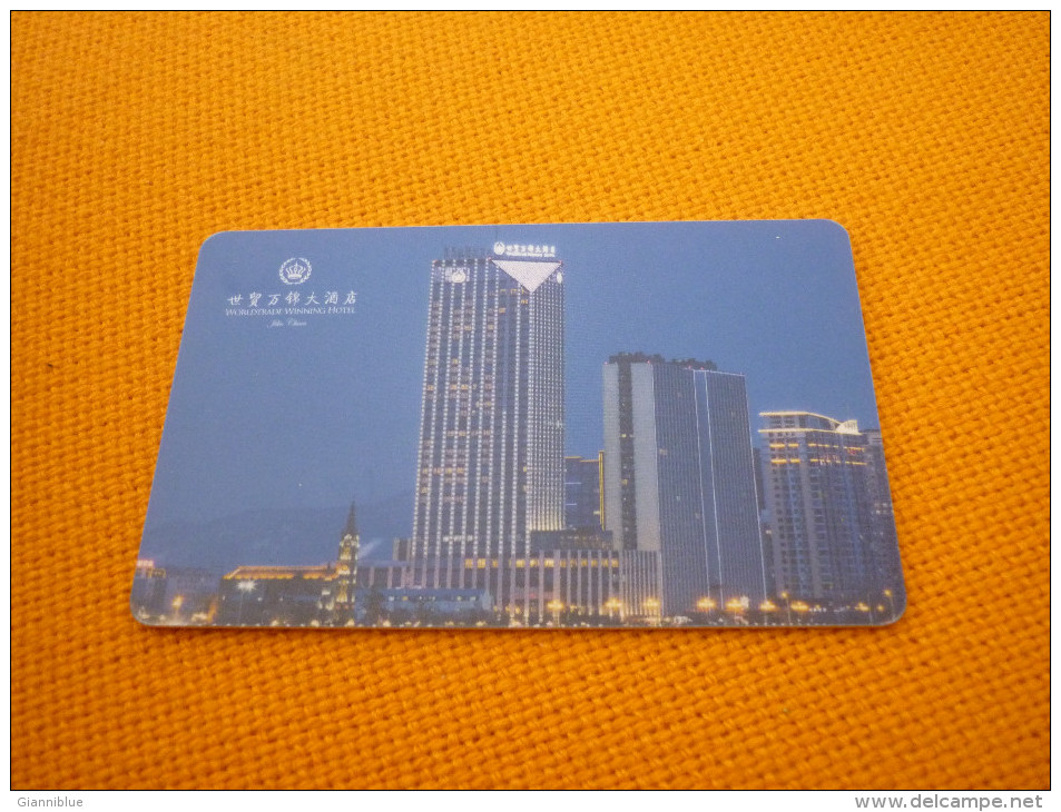 China Worldtrade Winning Hotel Room Key Card (crown/chess Related) - Origine Sconosciuta