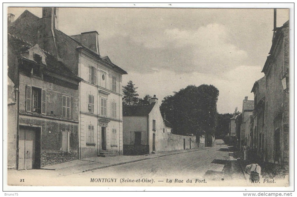 95 - MONTIGNY - La Rue Du Fort - Montigny Les Cormeilles