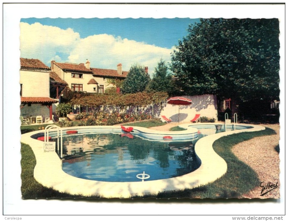 CP - CIVRAY (86) Clinique De Docteur GUILLARD  LA PISCINE LE JARDIN DE REPOS - Civray