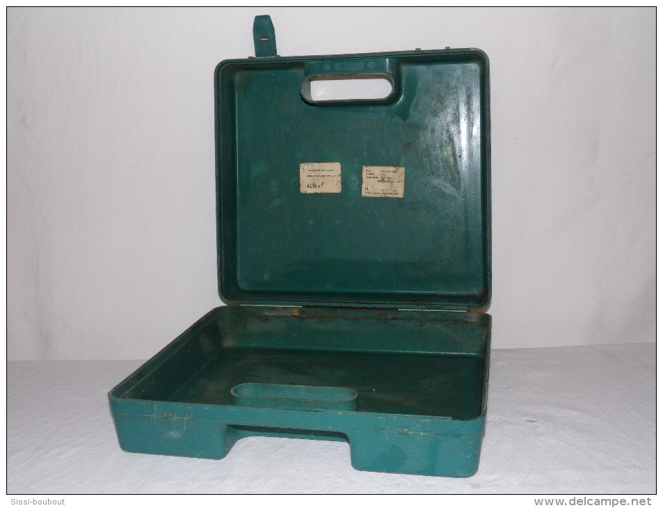 CAISSE DE MUNITIONS EN PLASTIQUE ARMÉE FRANCAISE - N°9 - FRENCH ARMY AMMUNITION BOX - Equipement