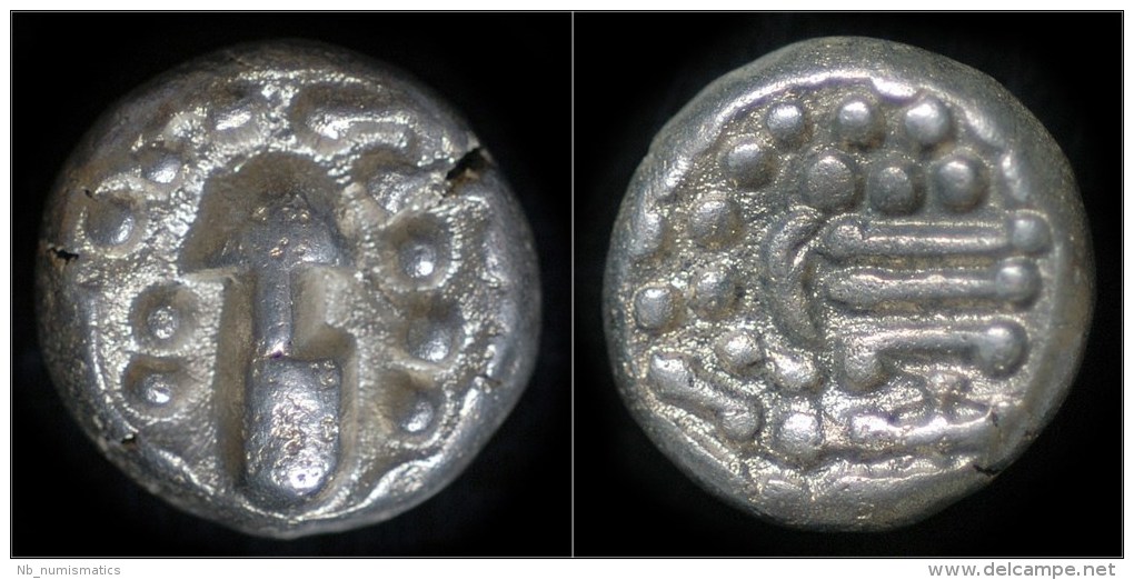 India Chalukyas Of Gujarat  Gadhaiya Paisa Billon Drachm - Indiennes