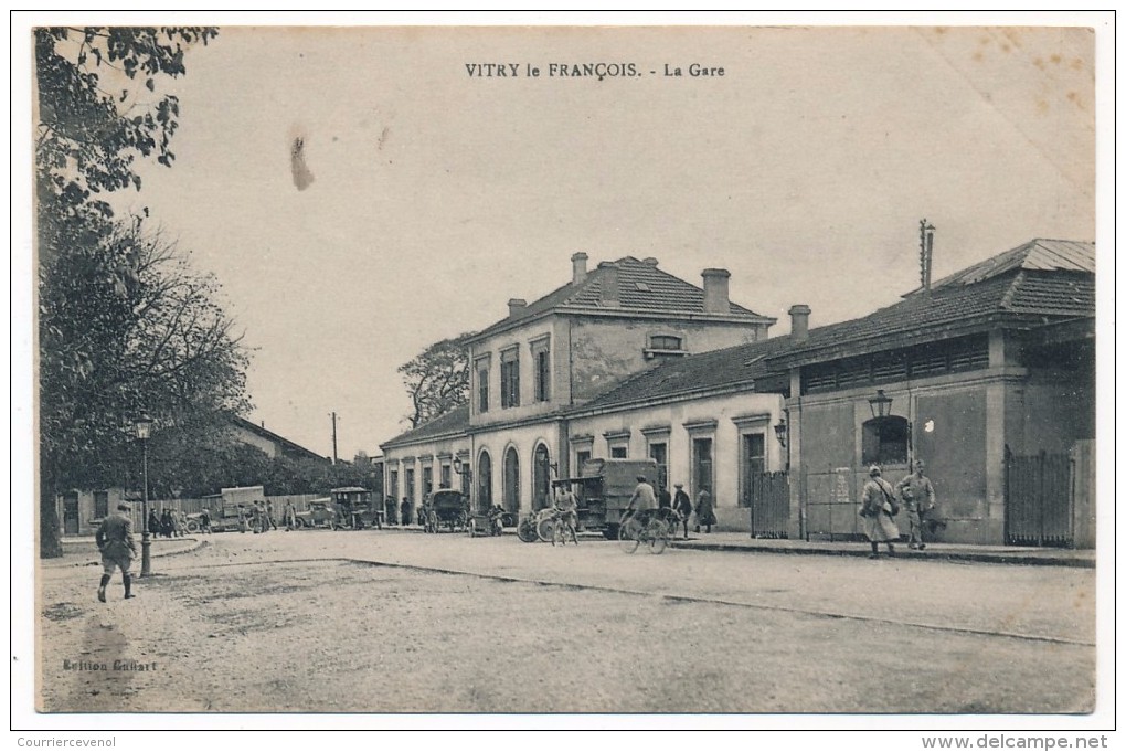 CPA - VITRY-LE-FRANCOIS (Marne) - La Gare - Vitry-le-François