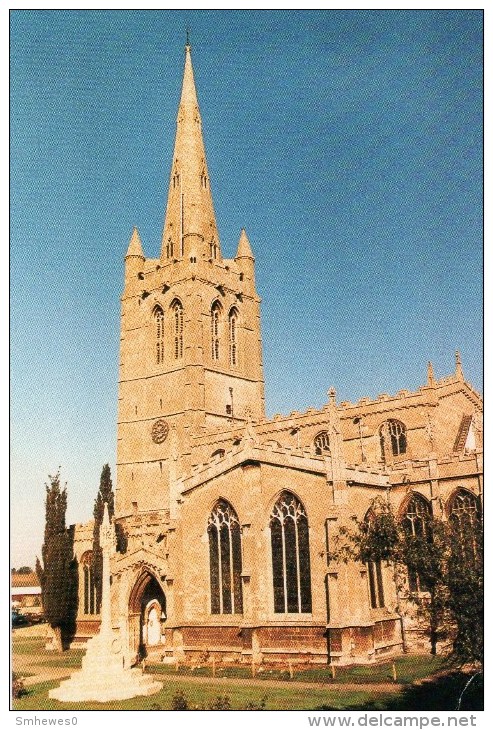 Postcard - Oakham All Saints Parish Church, Rutland. B - Rutland