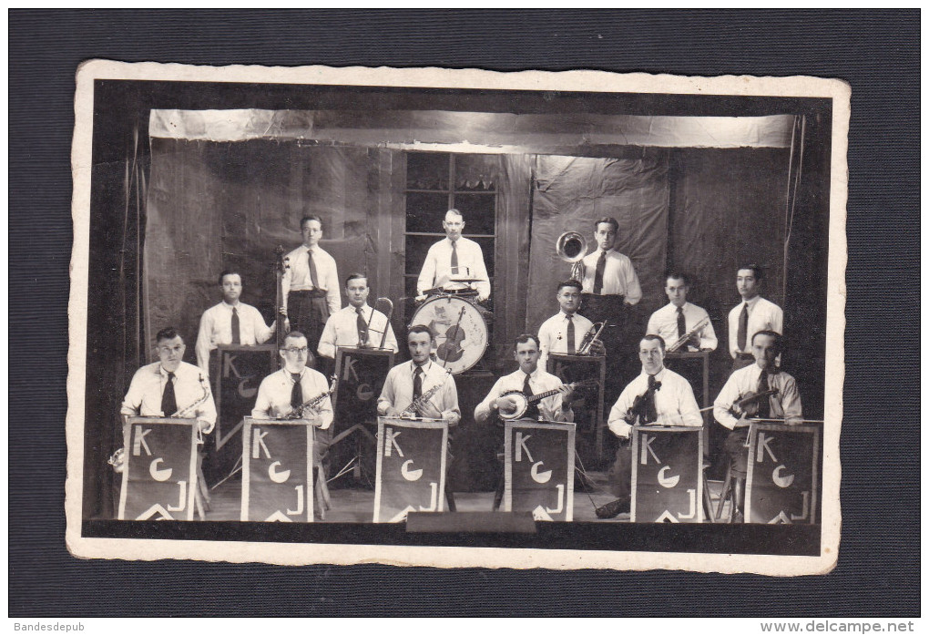 Carte Photo Stalag IX B ( Prisonniers  De Guerre Groupe Musique Musiciens Photograph Förster Bad Soden B. Salmünster ) - Bad Orb