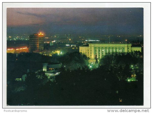 Alma Ata, Kazakhstan, USSR - Night View  ( 2 Scans ) - Kasachstan